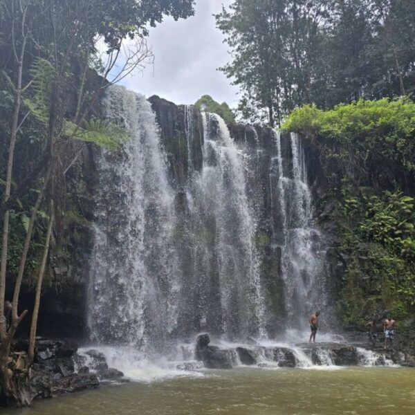 Kanunga Waterfall hike